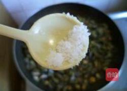 九层塔炒薄壳的做法图解6