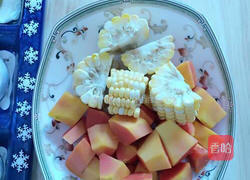 木瓜玉米猪骨汤的做法图解2