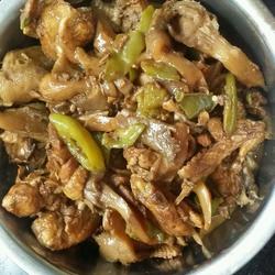 小鸡炖蘑菇的做法[图]