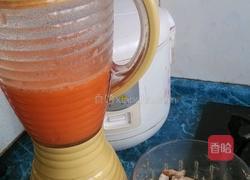 牛肉胡萝卜馅、猪肉香菇馅饺子的做法图解3