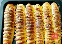 毛毛虫豆沙面包的做法图解7