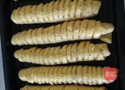 毛毛虫豆沙面包的做法图解6