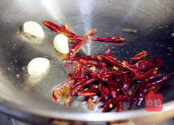 干煸肥肠的做法图解4