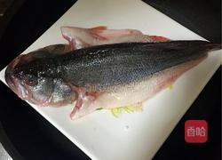 清蒸鲈鱼的做法图解2