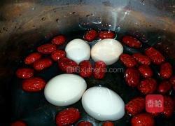 红枣鸡蛋糖水的做法图解3