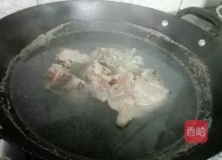 猪骨祛湿汤的做法图解2