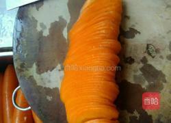 凉拌胡萝卜丝的做法图解2