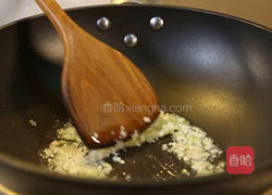 黄豆芽炒粉条的做法图解5