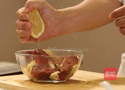 法式黑椒牛排的做法图解3