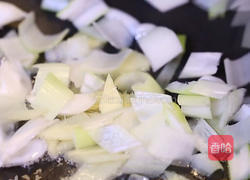 木耳炒鸡蛋的做法图解7