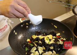 木耳炒鸡蛋的做法图解10
