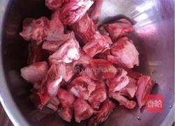 电饭煲排骨汤的做法图解1