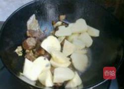 牛肉炖土豆的做法图解8