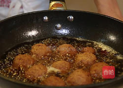 红烧狮子头的做法图解5