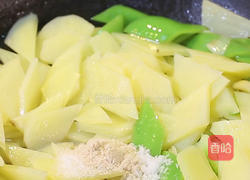 尖椒土豆片的做法图解7