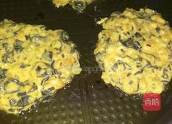 木耳窝瓜芹菜鸡蛋饼的做法图解8