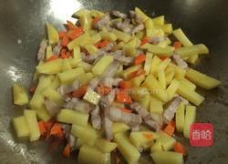 土豆焖饭的做法图解6