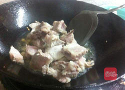莲藕炖排骨的做法图解6