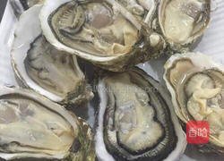 刺身法国诺曼第黄金生蚝的做法图解3