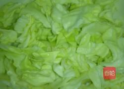 酱爆圆白菜的做法图解1