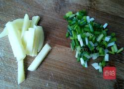 芋艿红烧排骨的做法图解3