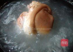 卤猪肘子的做法图解3