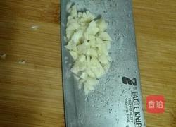 肉饼炒娃娃菜的做法图解2