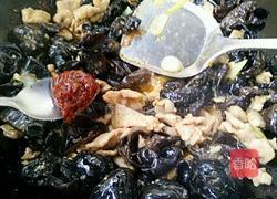 木耳炒肉的做法图解9