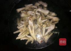 鸡脚木瓜汤的做法图解2