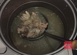 麻油香辣鸡腿的做法图解2