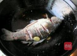 鲫鱼豆腐汤的做法图解3