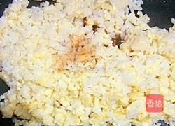 辣椒酱拌炒饭的做法图解6