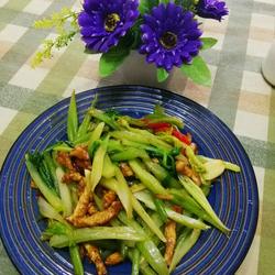 西芹炒肉的做法[图]