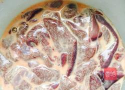 猪肝菠菜汤的做法图解1