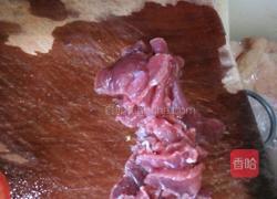 青红椒牛柳的做法图解1