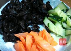 木耳炒山药的做法图解2
