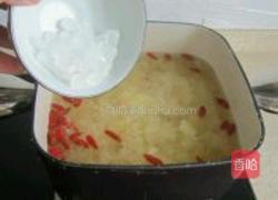 银耳百合莲子羹的做法图解6