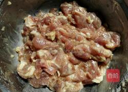 蘑菇滑肉的做法图解2