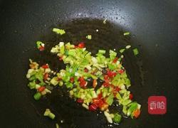香辣爽口藕丁炒肉的做法图解7
