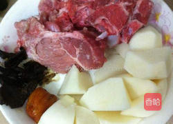 白薯龙骨汤的做法图解1