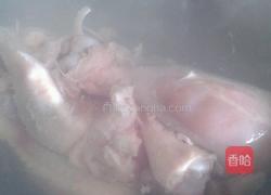 玉米菇鸡汤的做法图解2