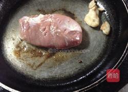 香煎橙味鸭胸配焦糖橙味汁的做法图解12