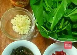 豆豉鲮鱼炒空心菜的做法图解2