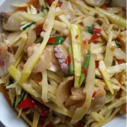 竹笋炒肉的做法[图]