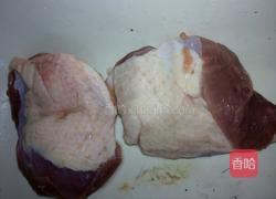 板栗焖鸭的做法图解1