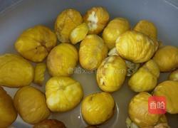 板栗焖鸭的做法图解3