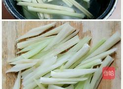 芹菜黑木耳腐竹肉片的做法图解4