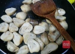 草菇炒牛肉的做法图解7