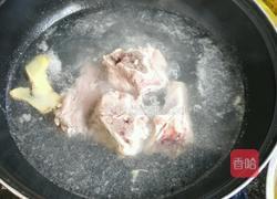 筒骨猪杂汤的做法图解1