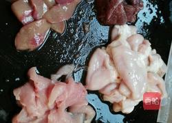 筒骨猪杂汤的做法图解4